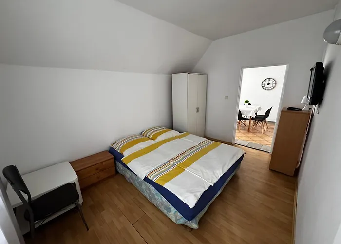 Pomerania U Oliwii 3* 레왈